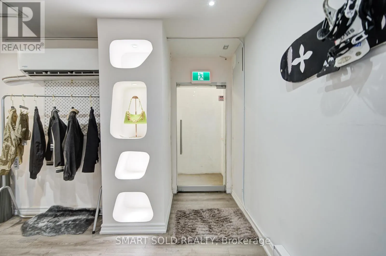 5445 YONGE STREET