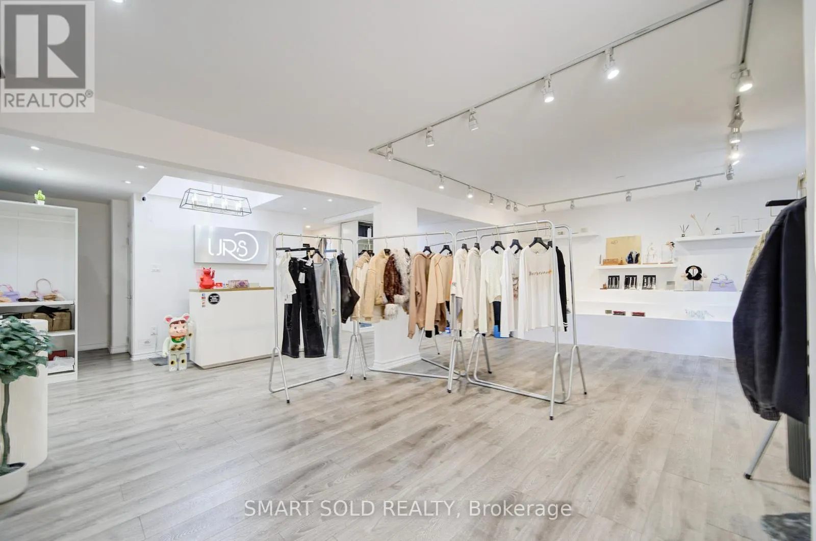 5445 YONGE STREET
