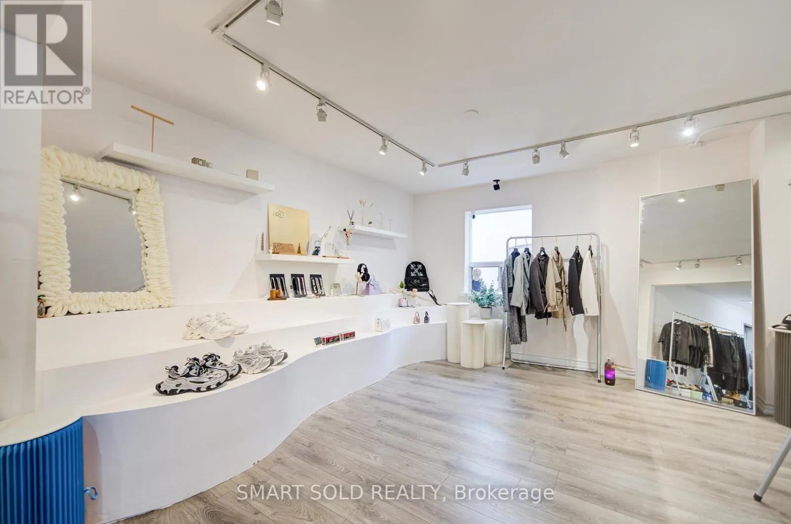 5445 YONGE STREET