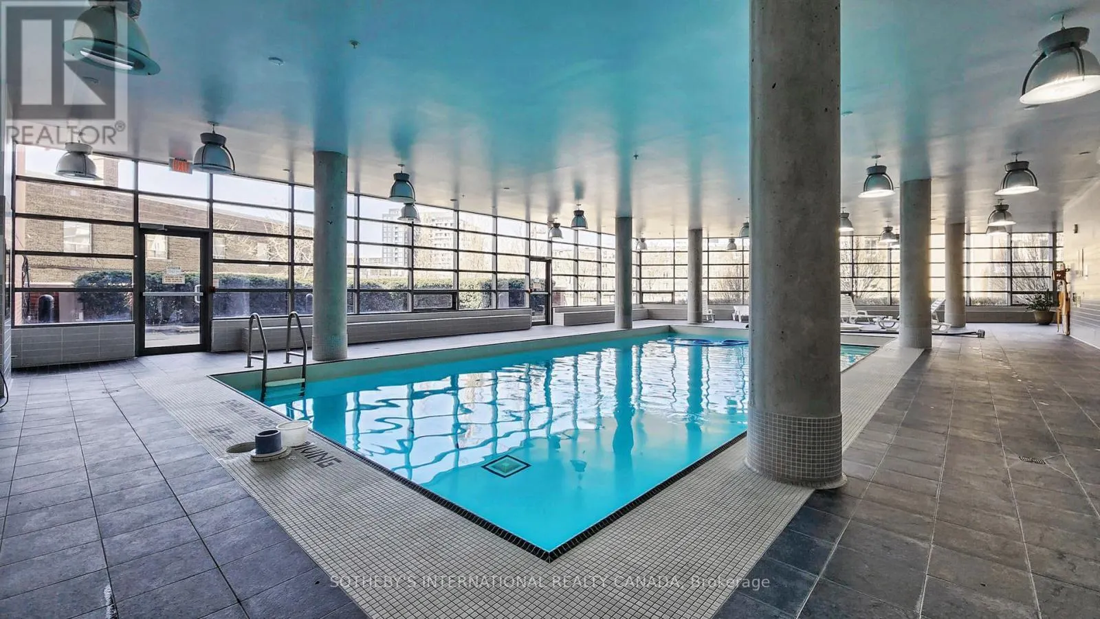 1123 - 38 JOE SHUSTER WAY