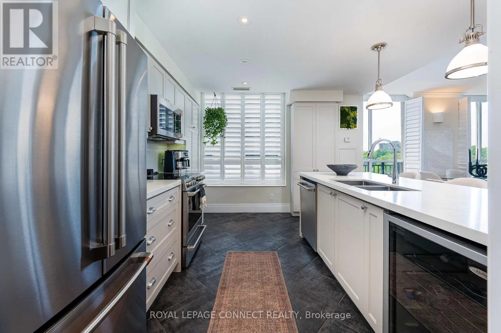 403 - 1101 LESLIE STREET