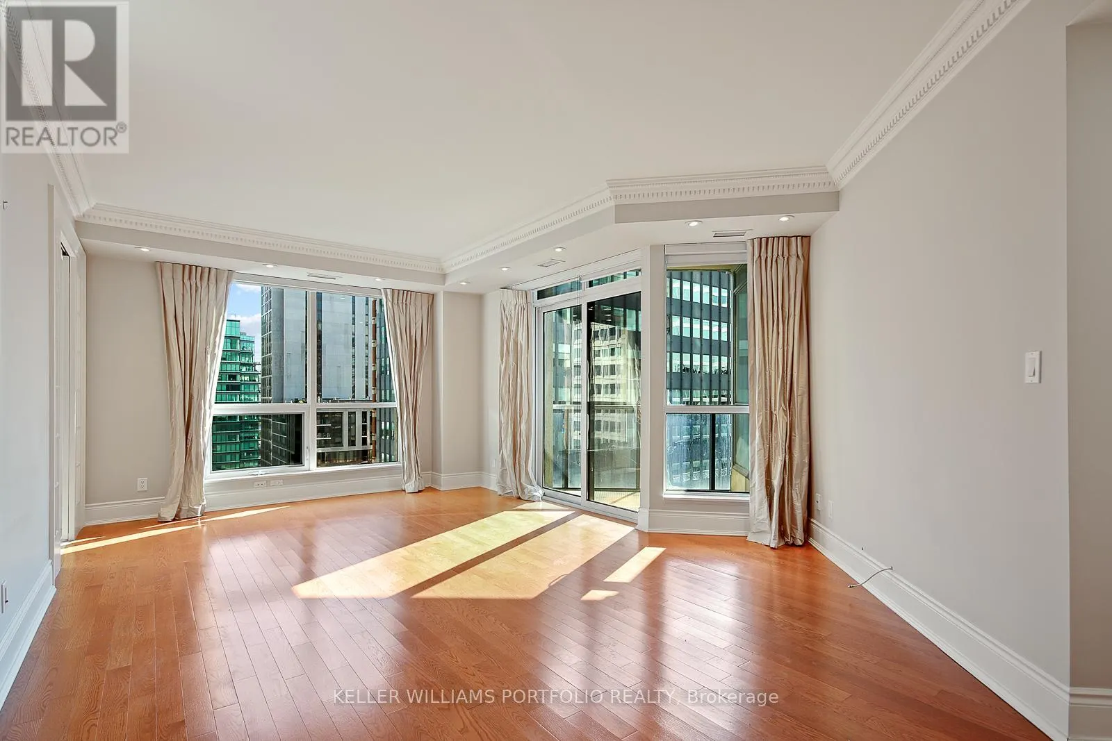 1003 - 10 BELLAIR STREET