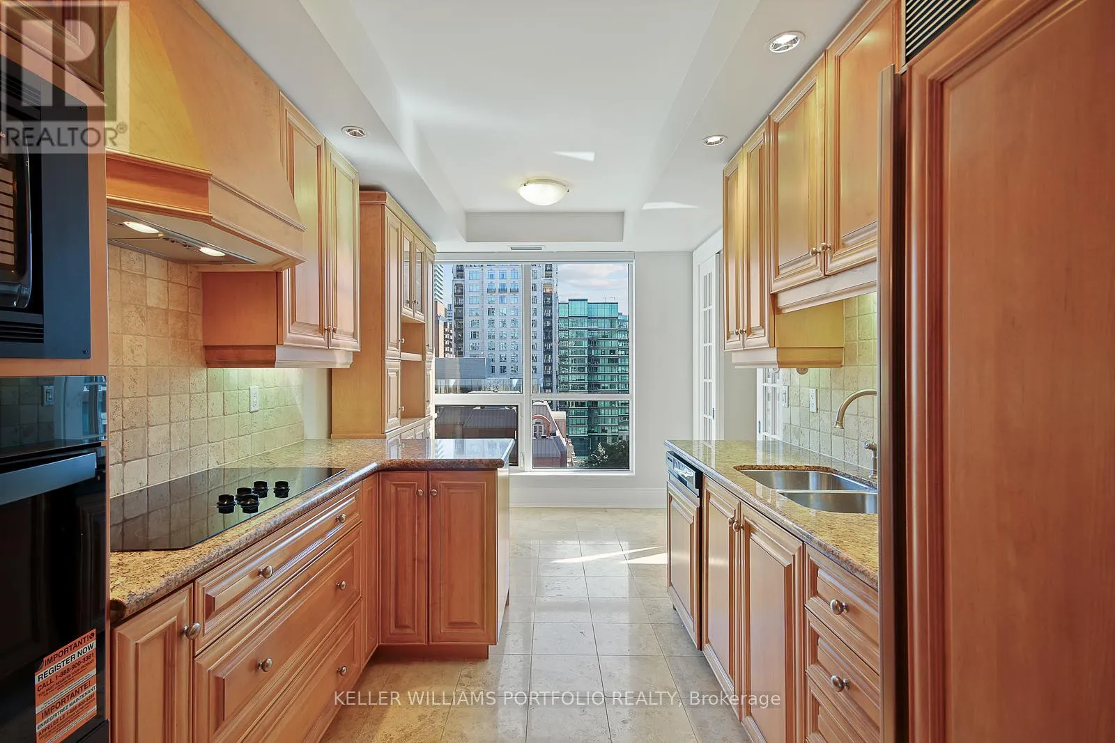 1003 - 10 BELLAIR STREET