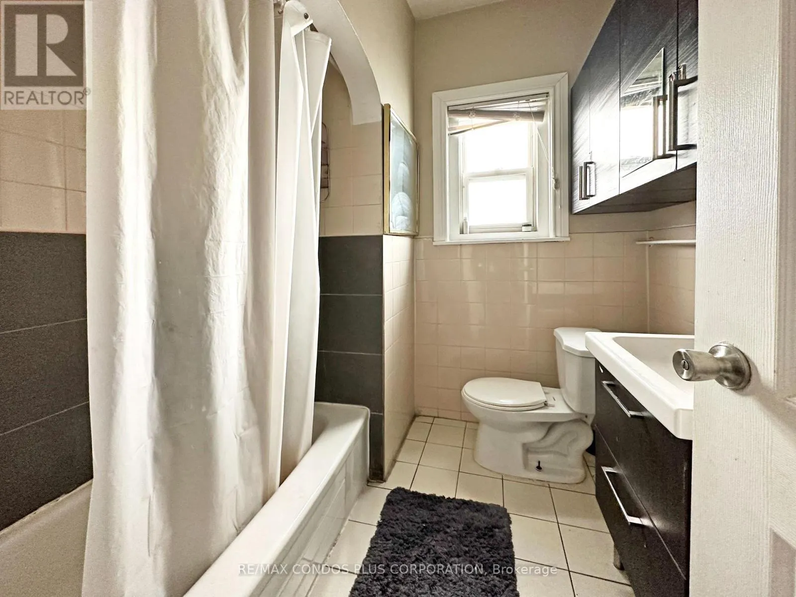 S1-2F - 1 BALDWIN STREET