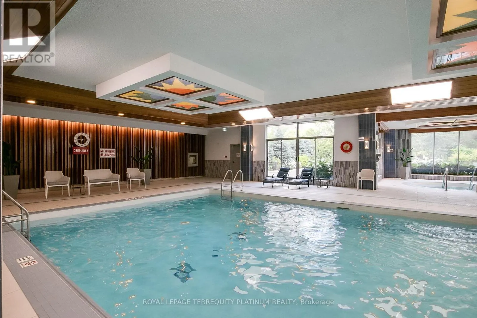 1202 - 3 CONCORDE PLACE
