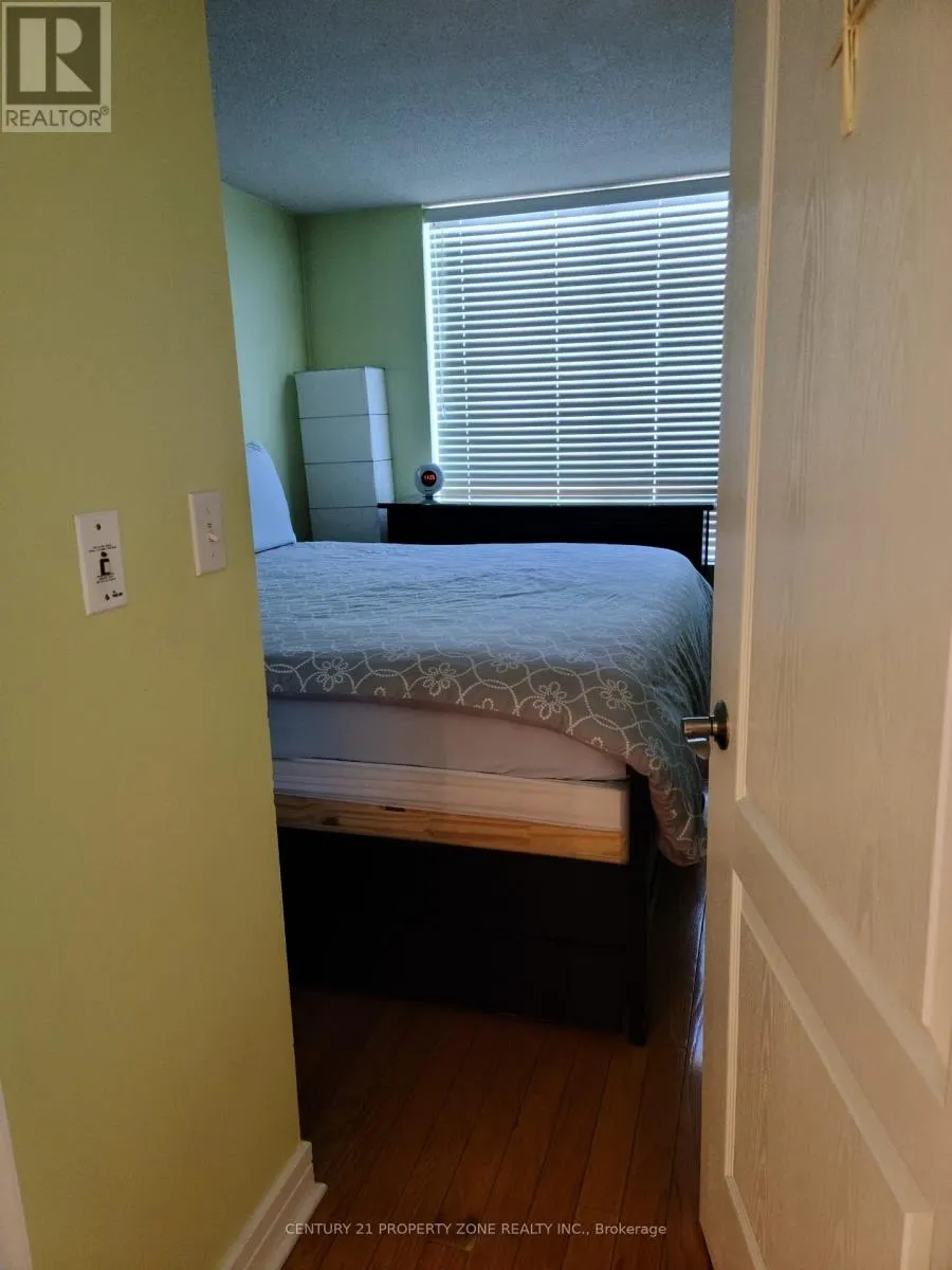 16 HARRISON GARDEN BOULEVARD