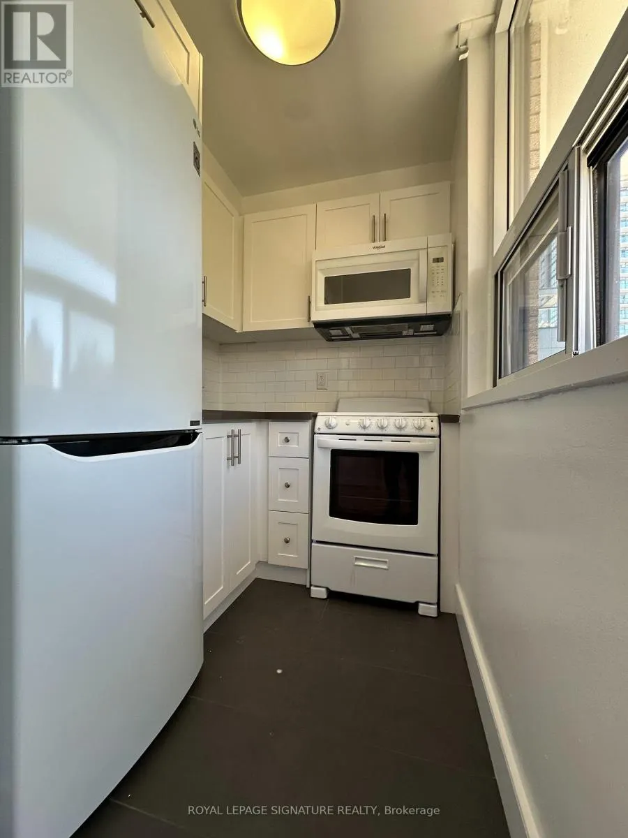 301 - 1500 BATHURST STREET