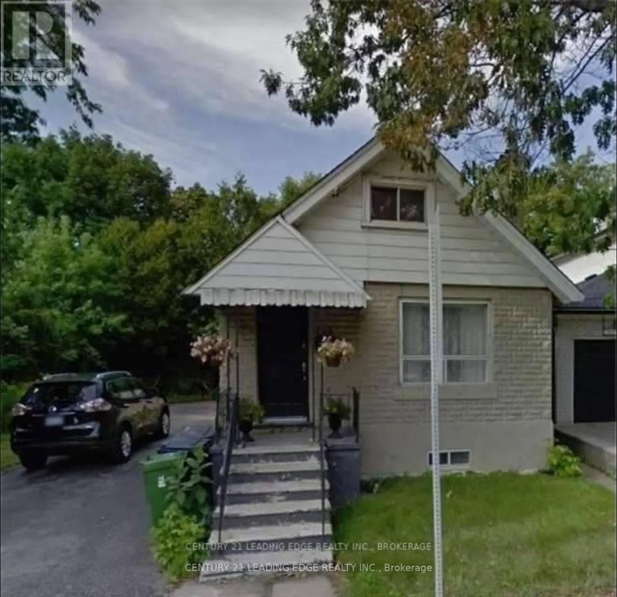 360A LAWRENCE AVENUE W