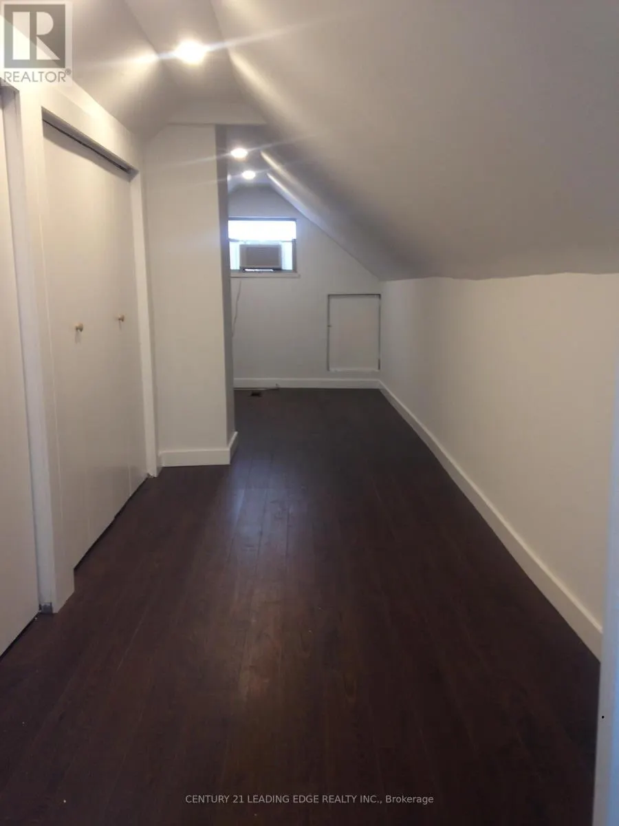360A LAWRENCE AVENUE W