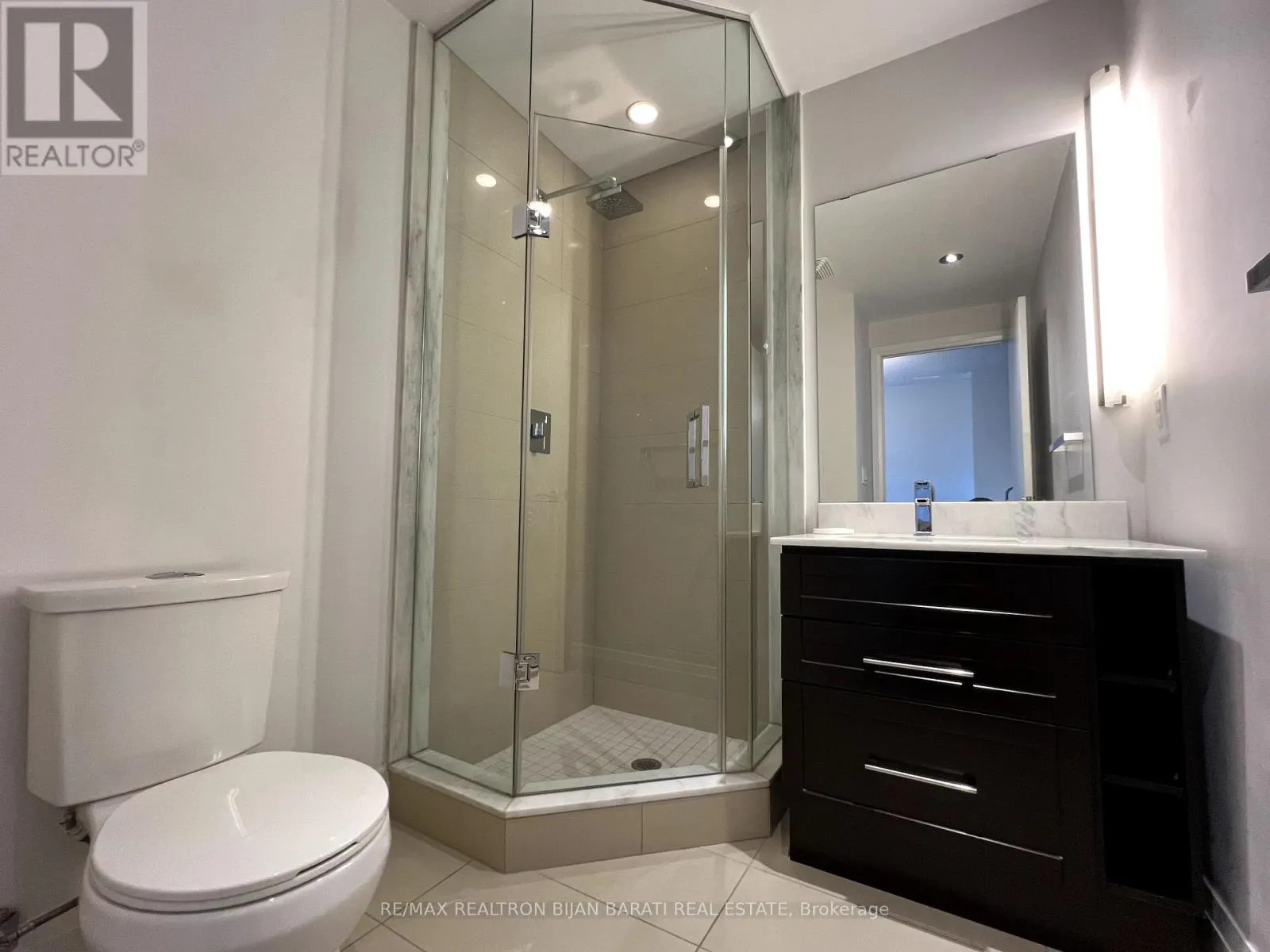 502 - 21 CLAIRTRELL ROAD