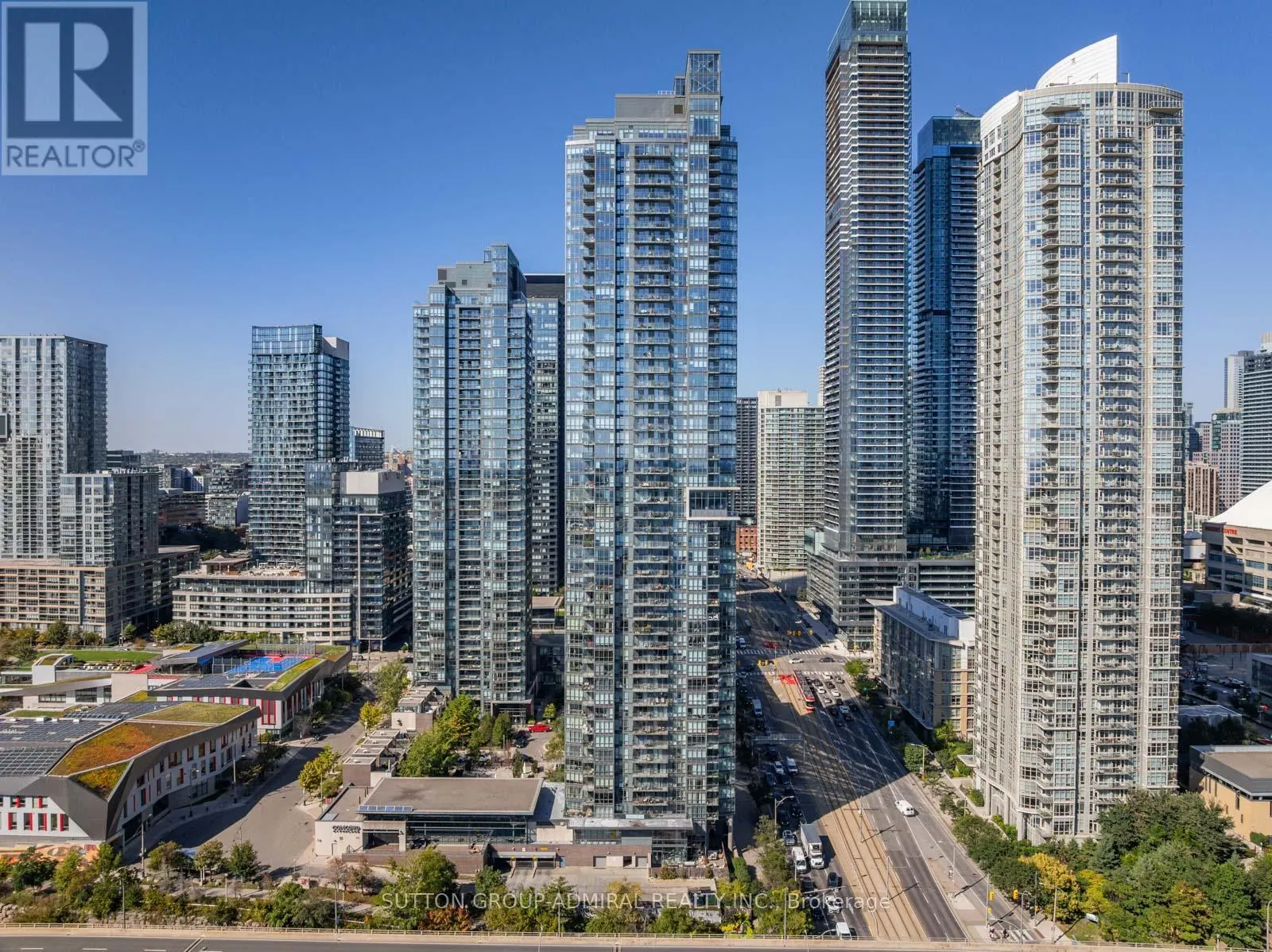 3711 - 11 BRUNEL COURT