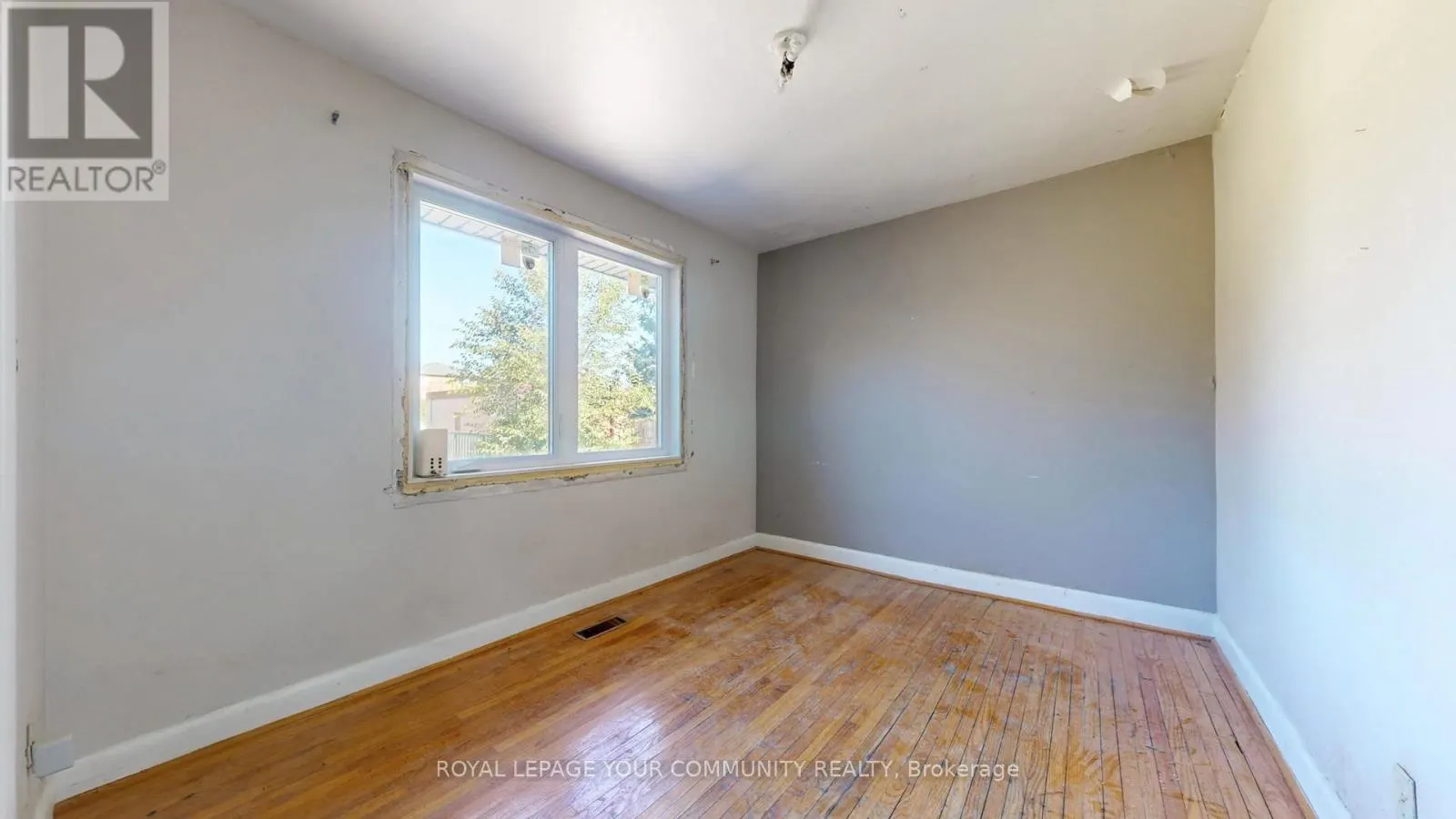 480 ELLERSLIE AVENUE