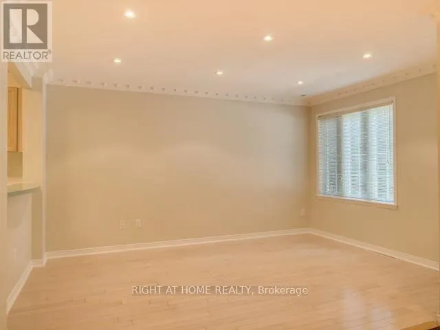 D7 - 108 FINCH AVENUE W