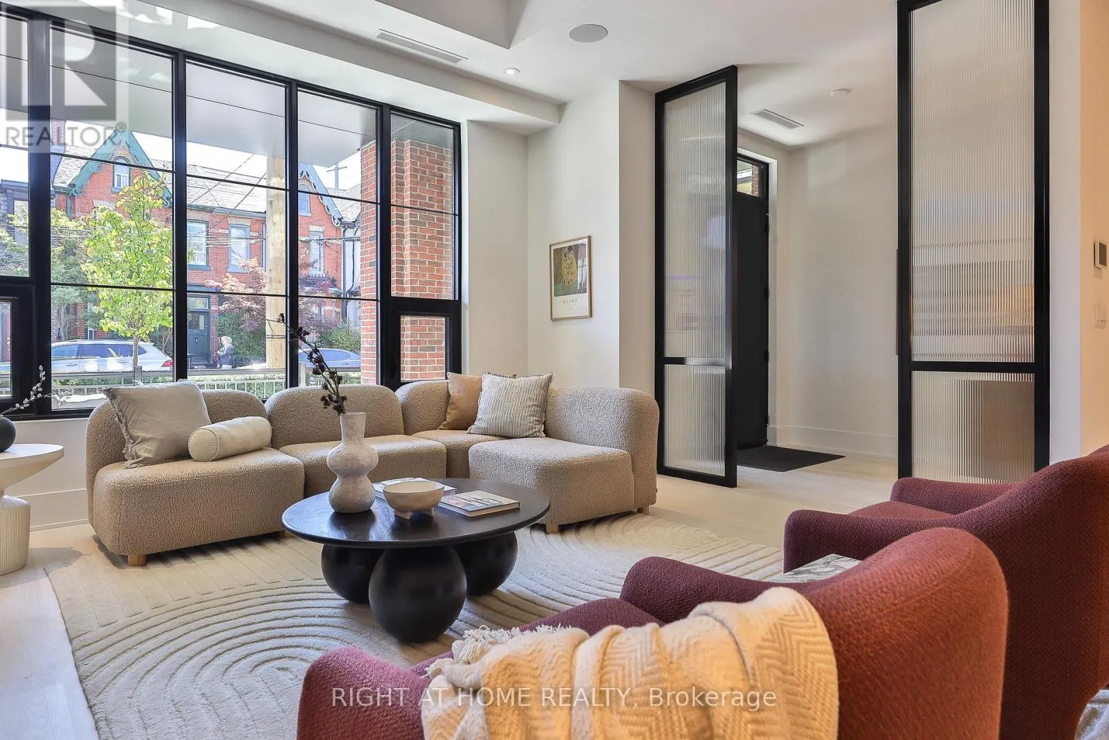 109 - 36 BIRCH AVENUE