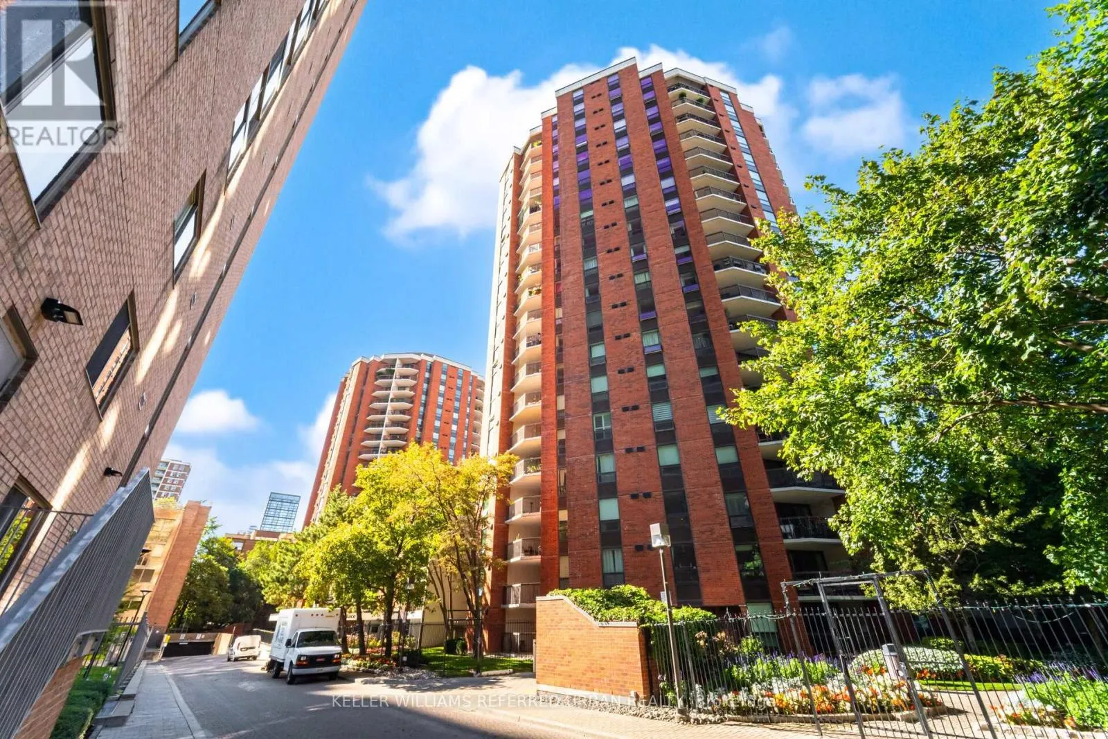 107 - 77 MAITLAND PLACE