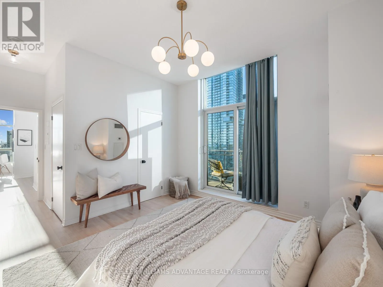 UPH3 - 410 QUEENS QUAY W