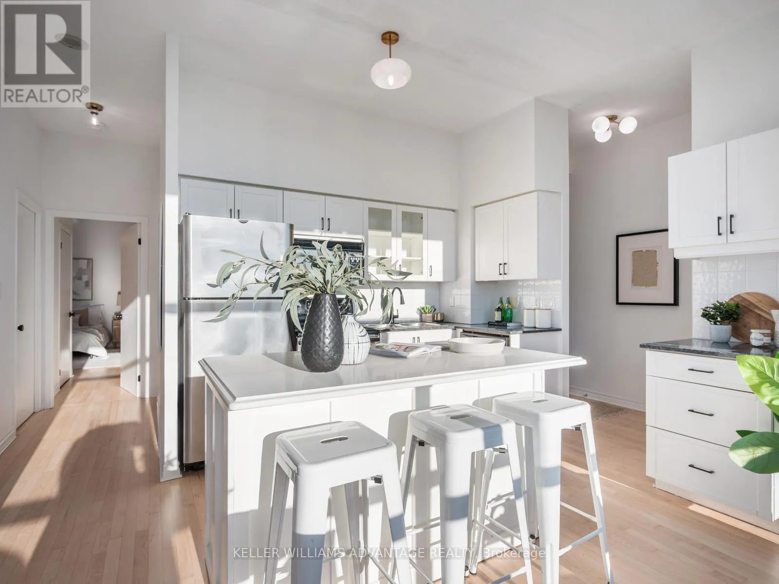 UPH3 - 410 QUEENS QUAY W