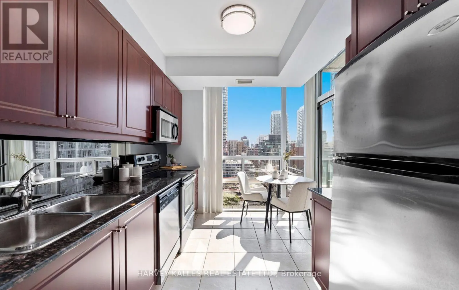 1406 - 88 BROADWAY AVENUE