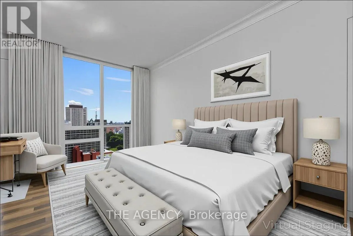PH15 - 70 ROEHAMPTON AVENUE