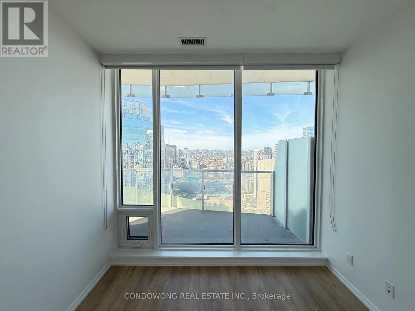 3608 - 197 YONGE STREET