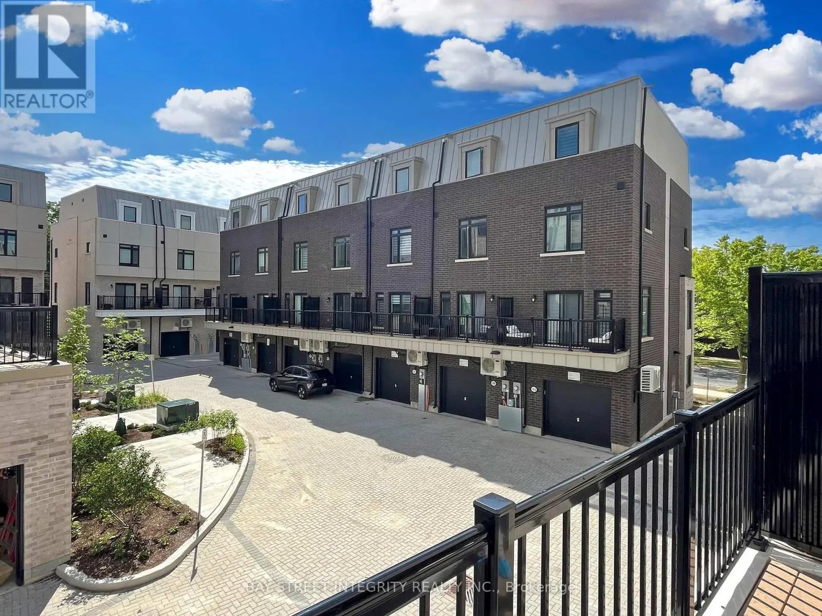 11 CASE OOTES DRIVE