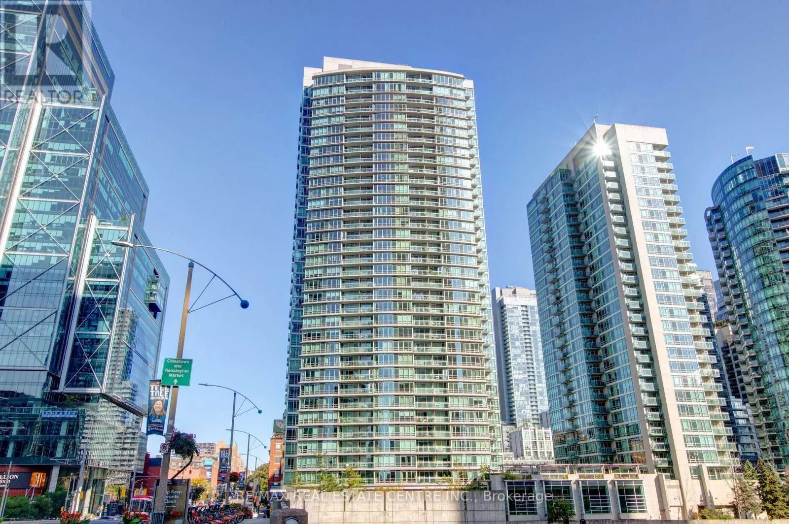 1010 - 397 FRONT STREET W