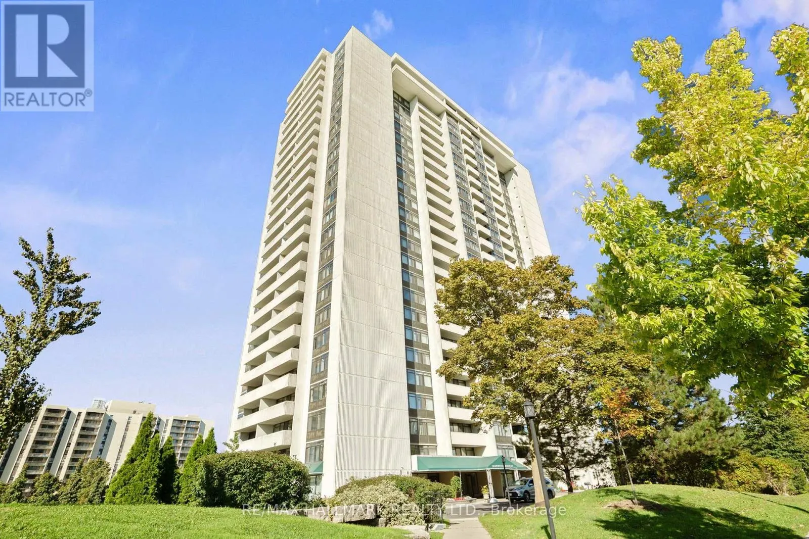 1805 - 3300 DON MILLS ROAD