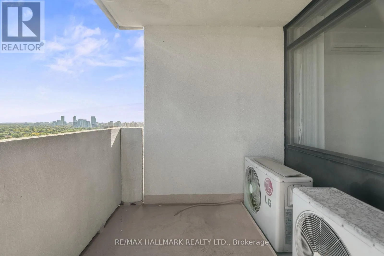 1805 - 3300 DON MILLS ROAD
