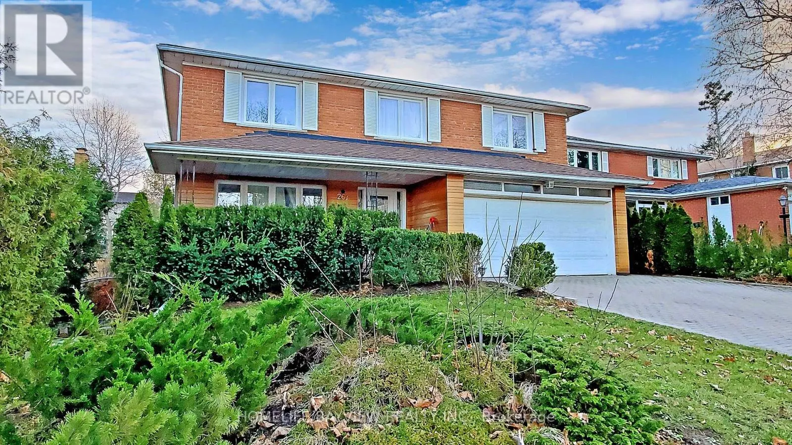 MAIN - 267 OTONABEE AVENUE