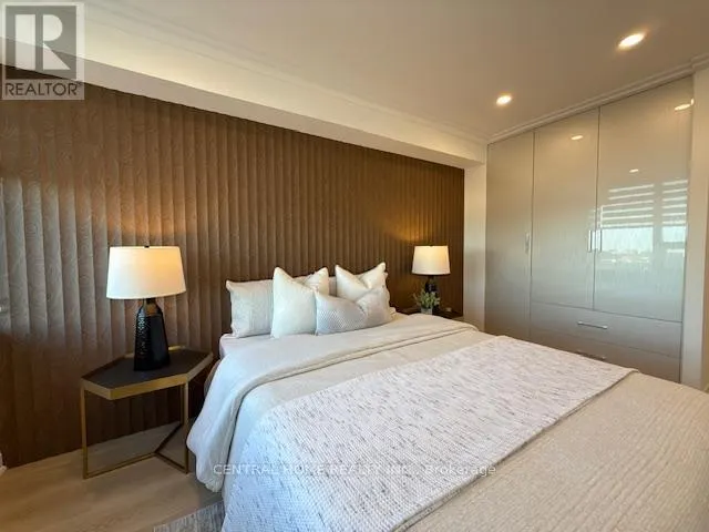 1707 - 55 SKYMARK DRIVE