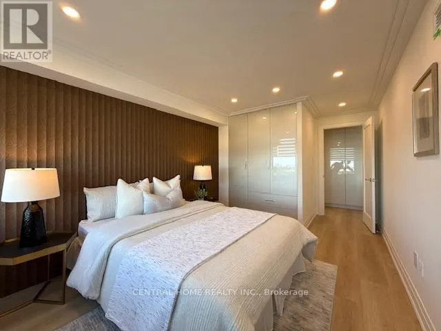 1707 - 55 SKYMARK DRIVE