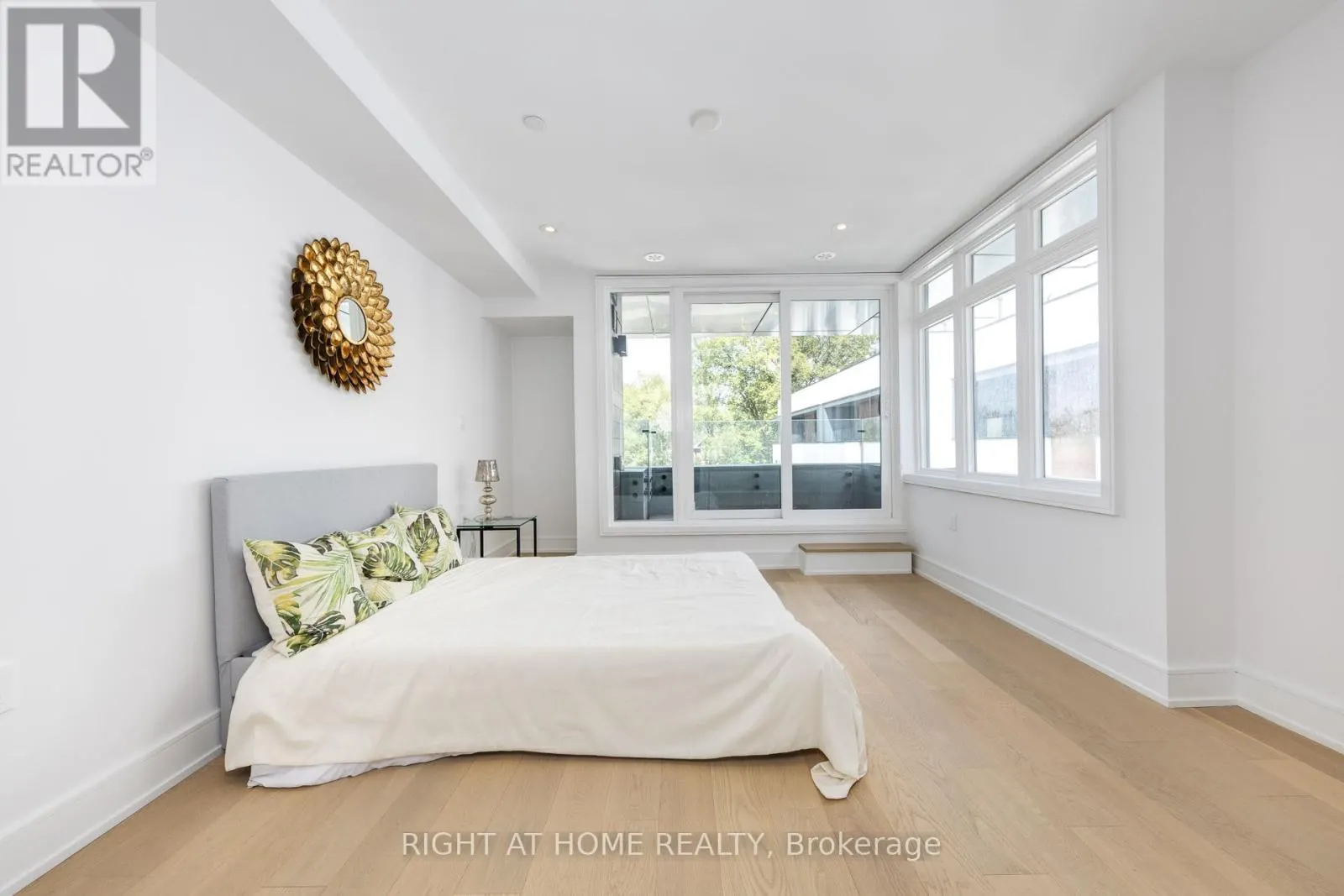 36B CHURCHILL AVENUE
