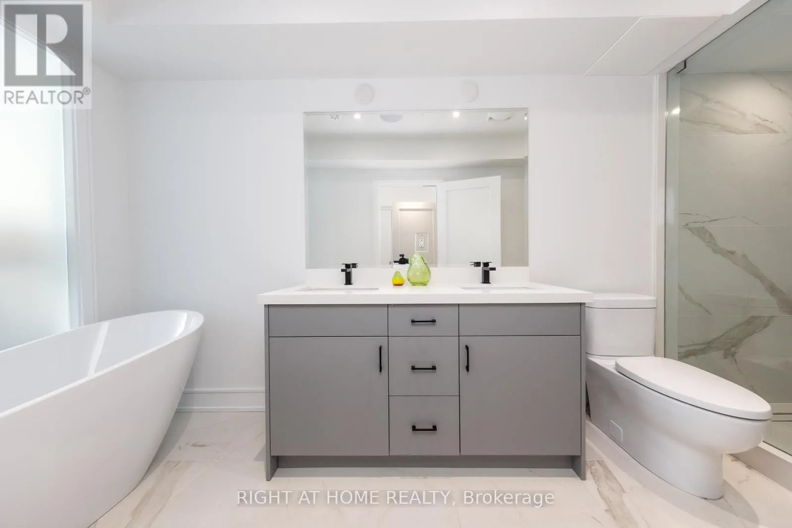 36B CHURCHILL AVENUE