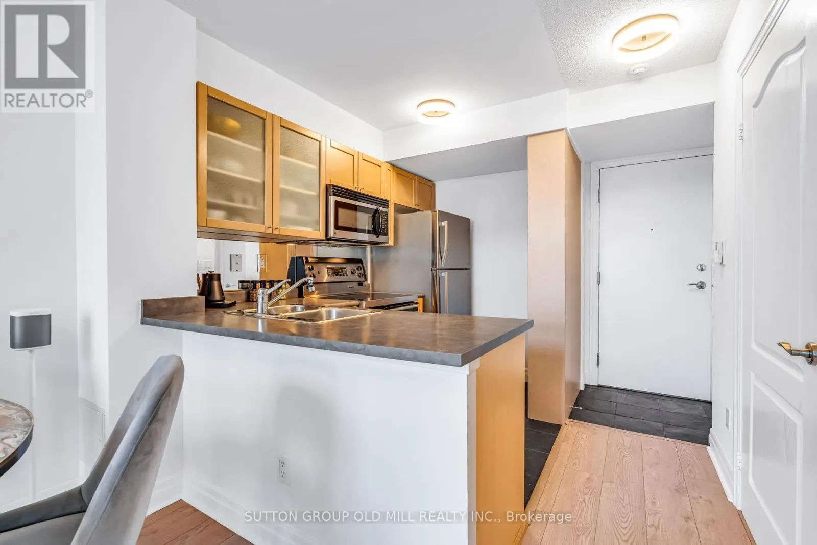 1705 - 188 DORIS AVENUE