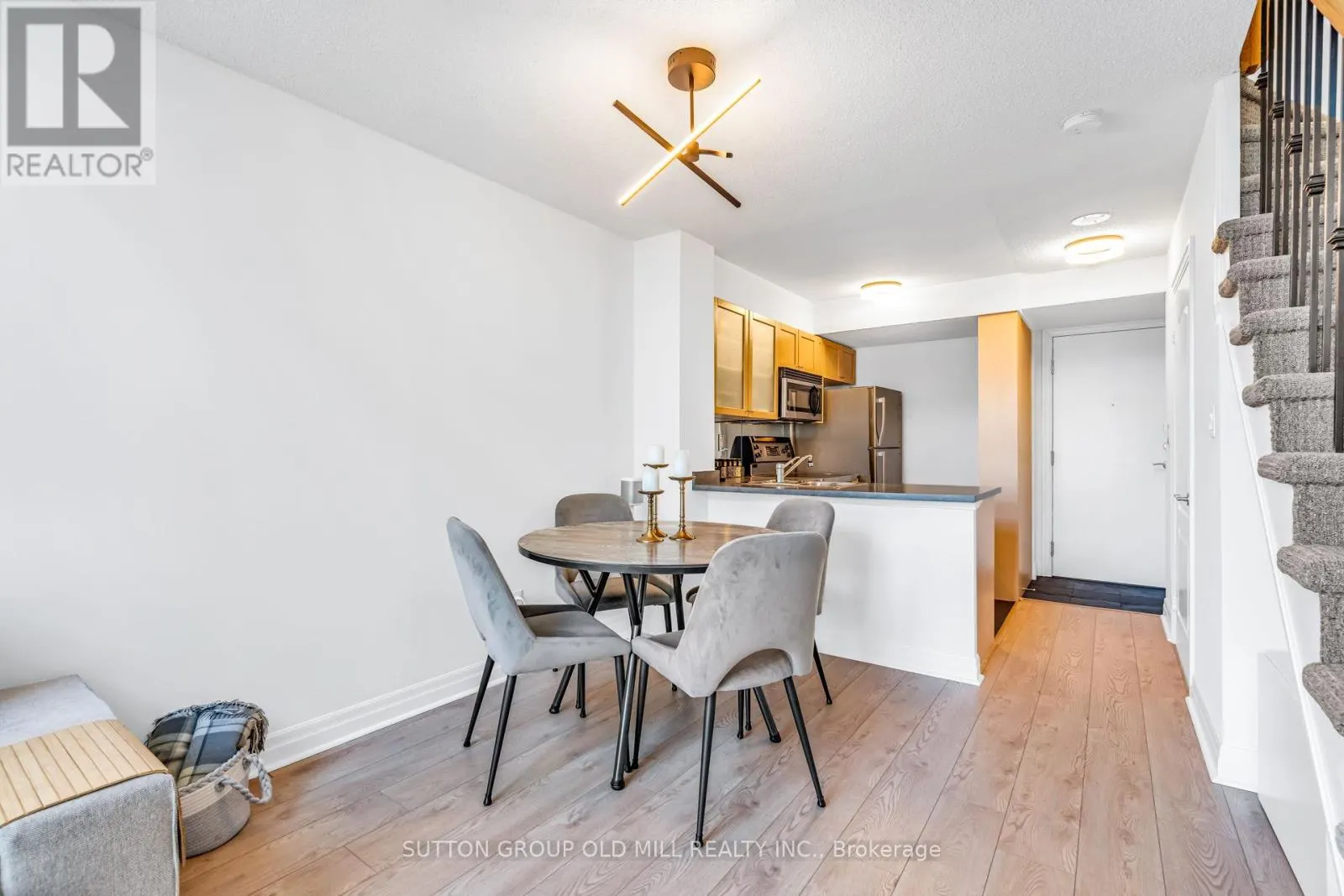 1705 - 188 DORIS AVENUE