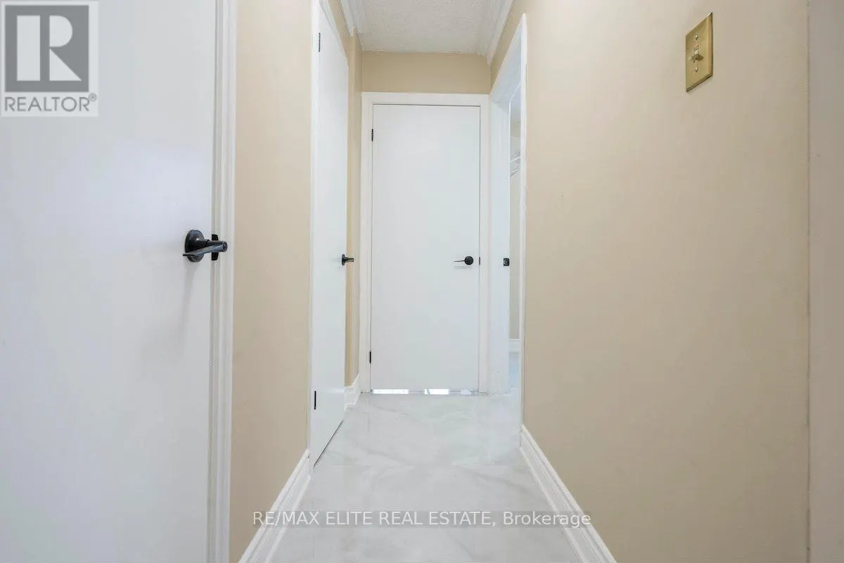 MAIN - 219 CONNAUGHT AVENUE