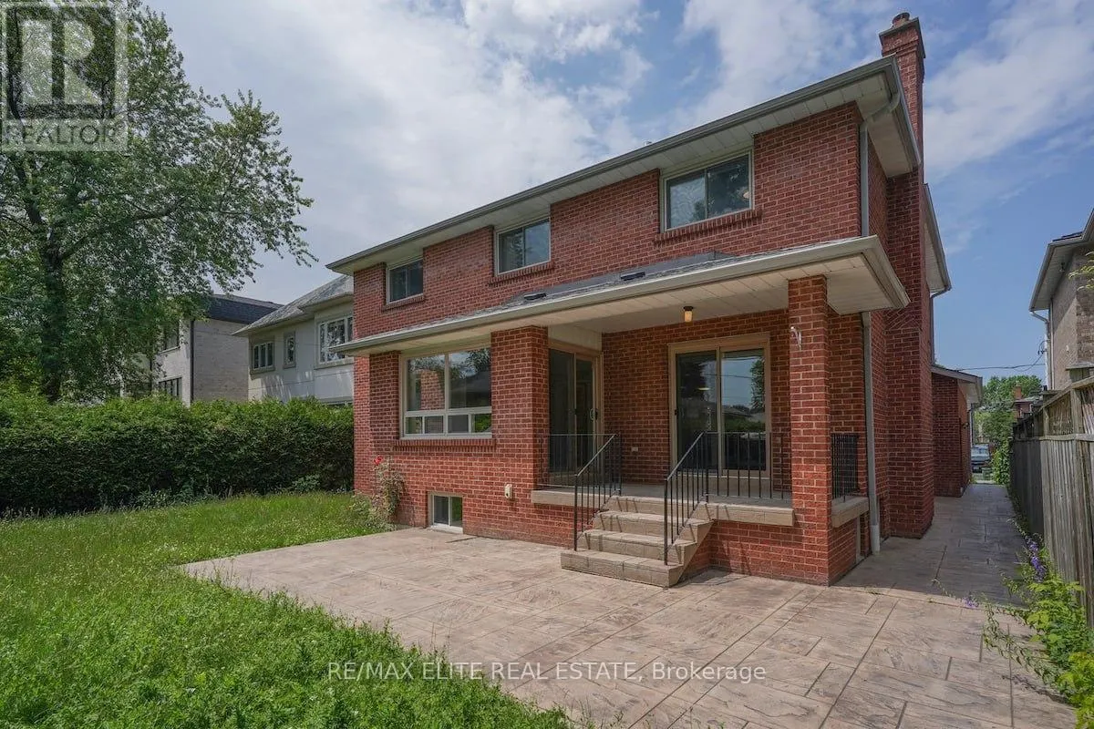 MAIN - 219 CONNAUGHT AVENUE