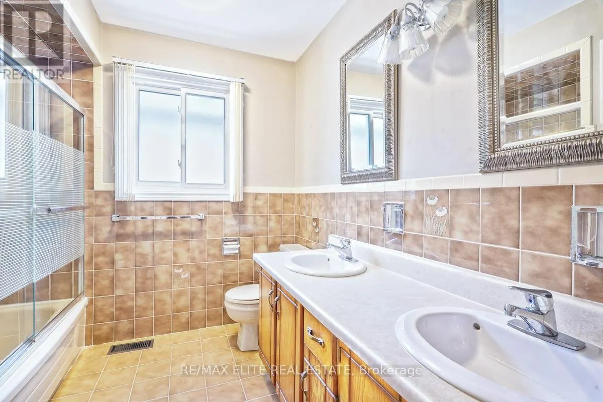 MAIN - 219 CONNAUGHT AVENUE