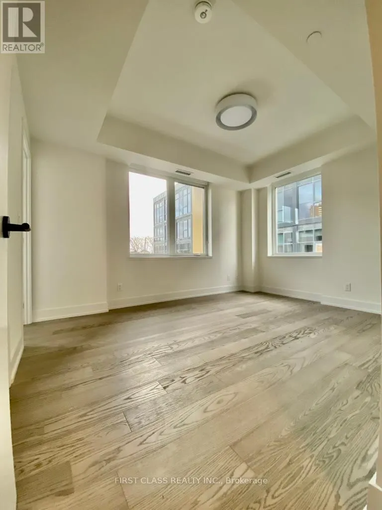 TH12 - 55 NICHOLAS AVENUE
