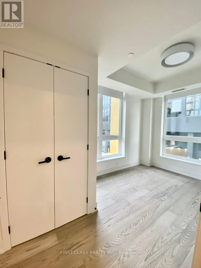 TH12 - 55 NICHOLAS AVENUE