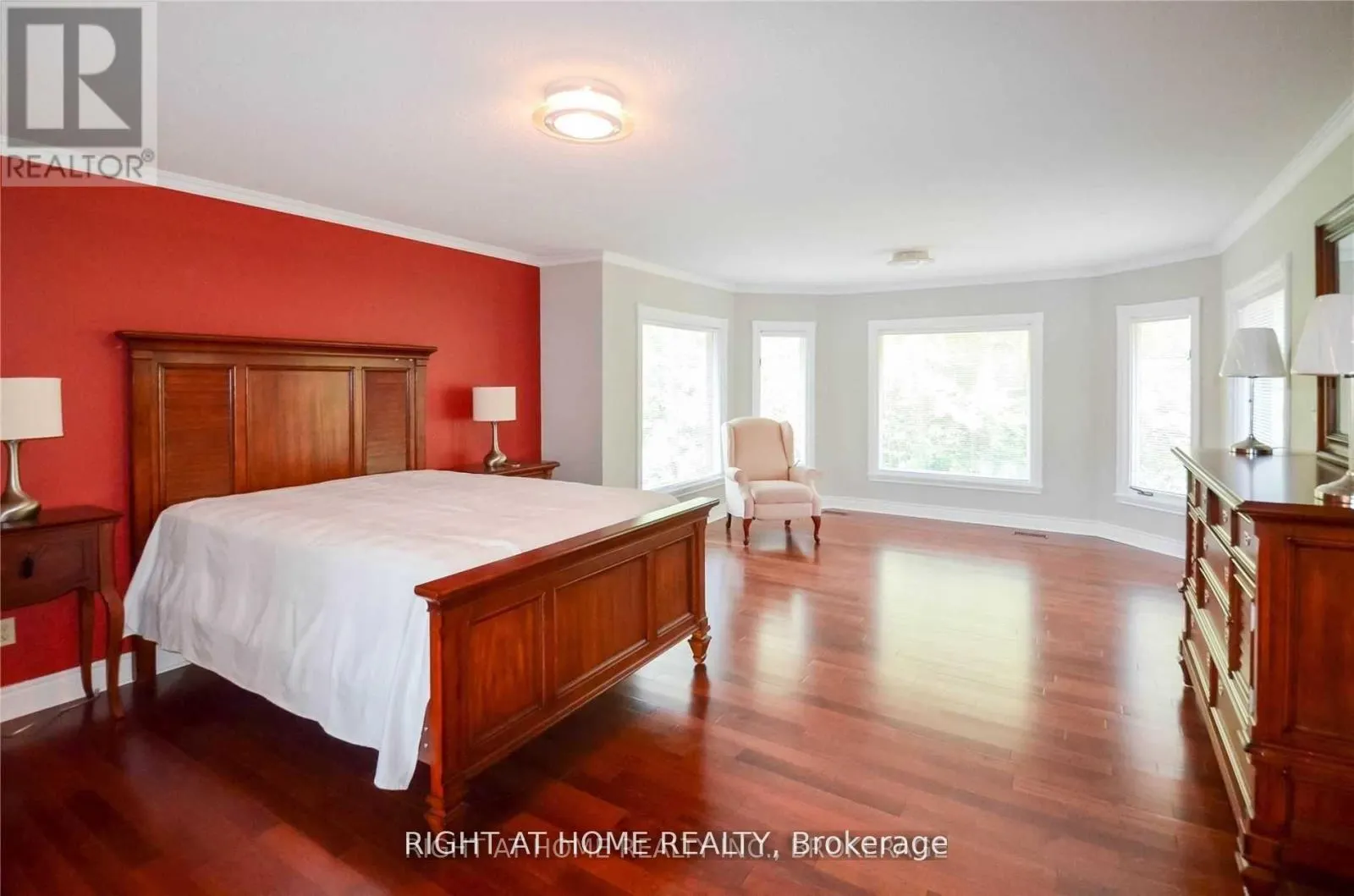 69 CLARINDA DRIVE