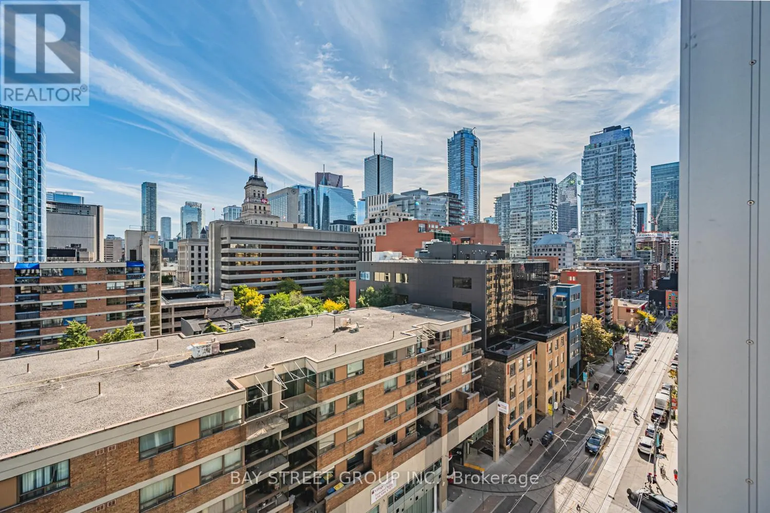1008 - 50 MCCAUL STREET