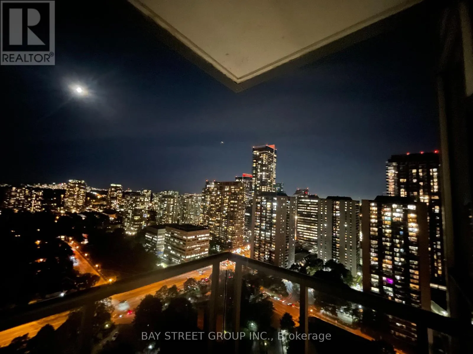 2804 - 88 SHEPPARD AVENUE E