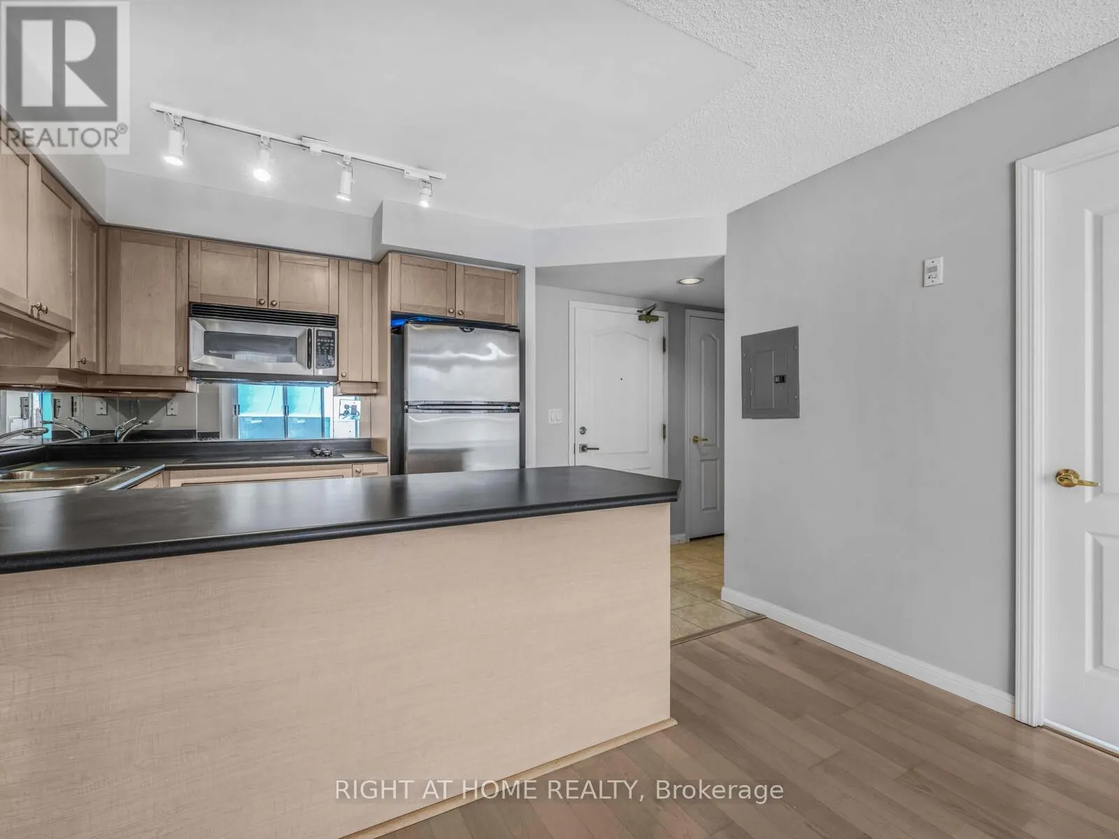 710 - 18 STAFFORD STREET