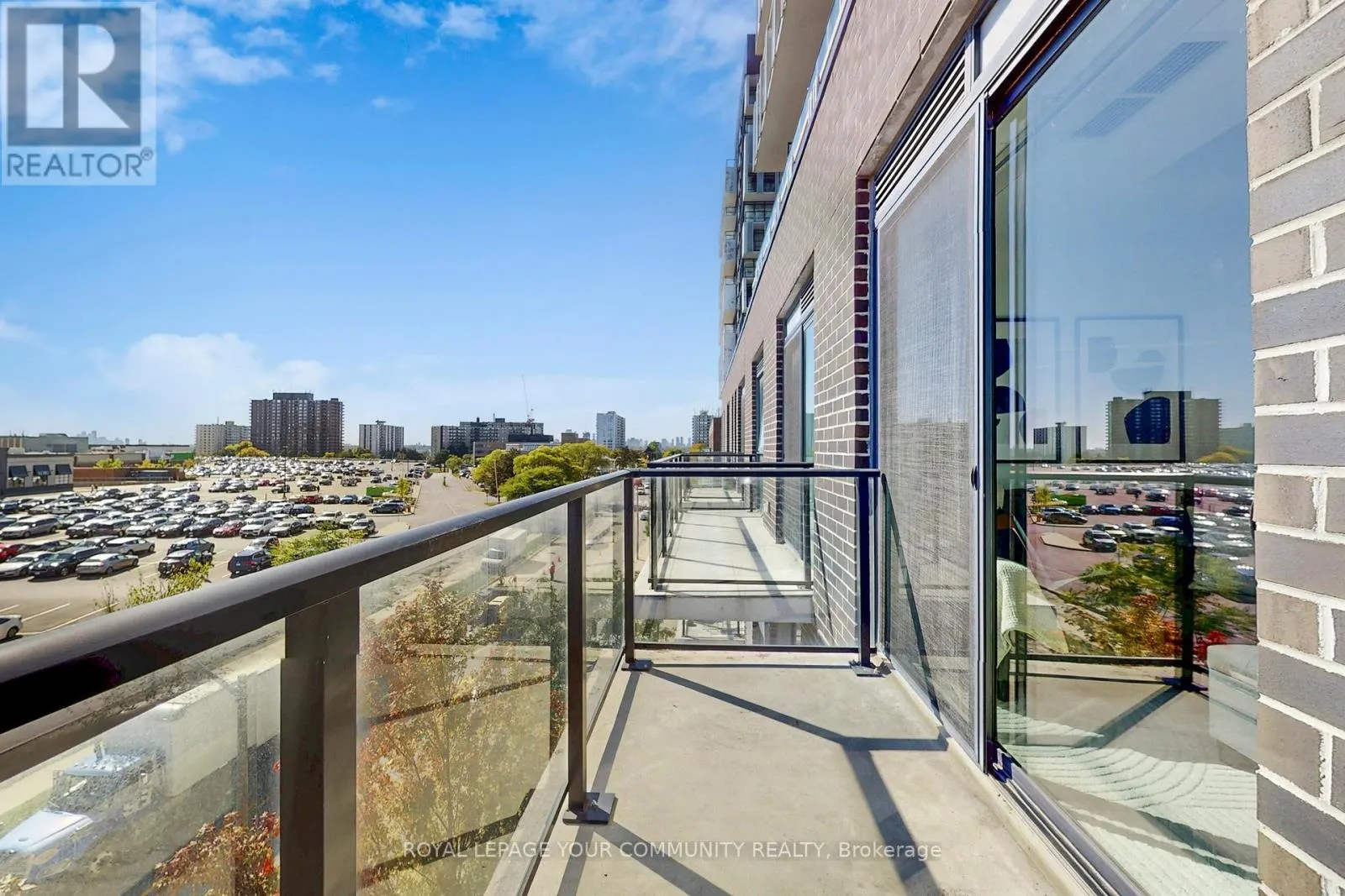 416 - 150 FAIRVIEW MALL DRIVE