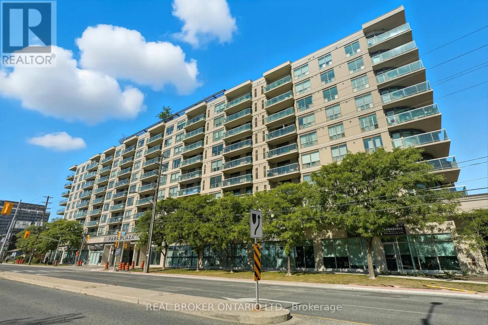 704 - 1030 SHEPPARD AVENUE W
