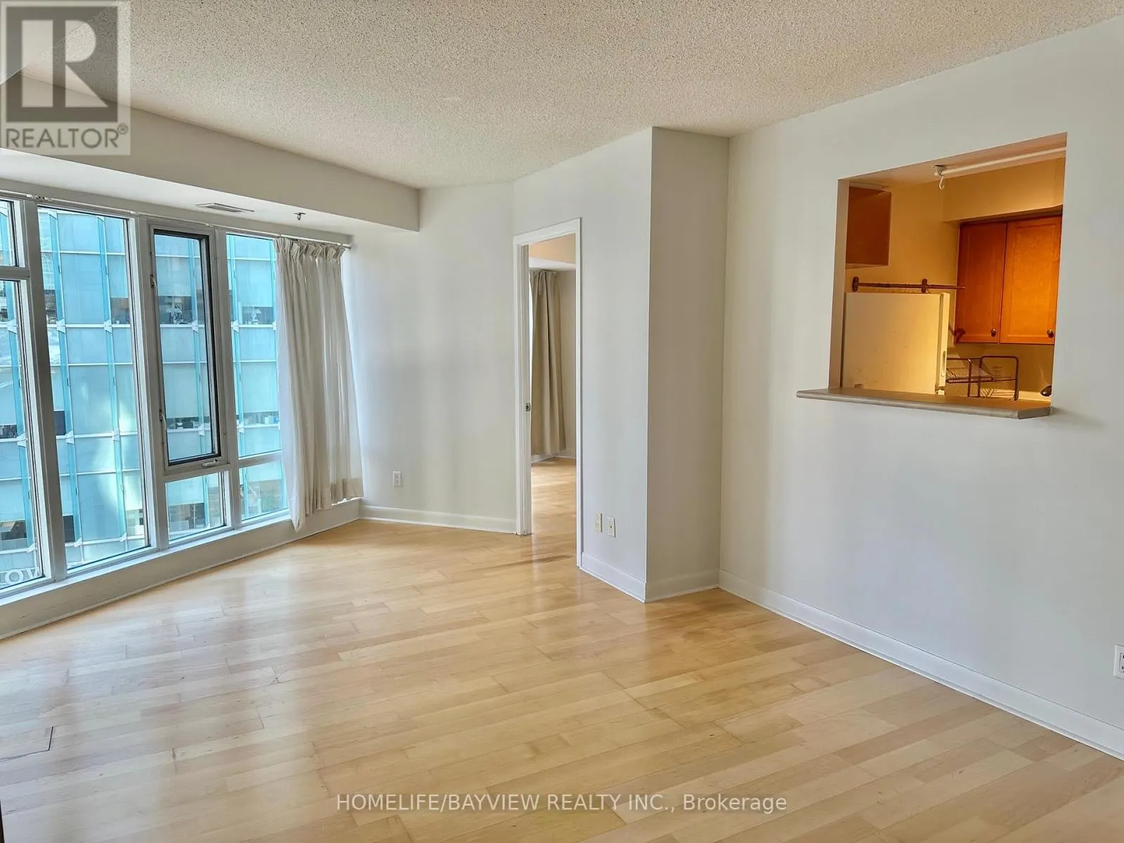 610 - 210 VICTORIA STREET