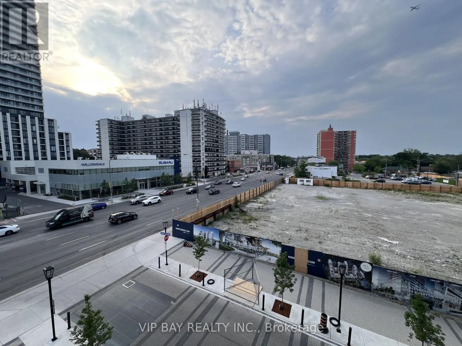 N438 - 7 GOLDEN LION HEIGHTS