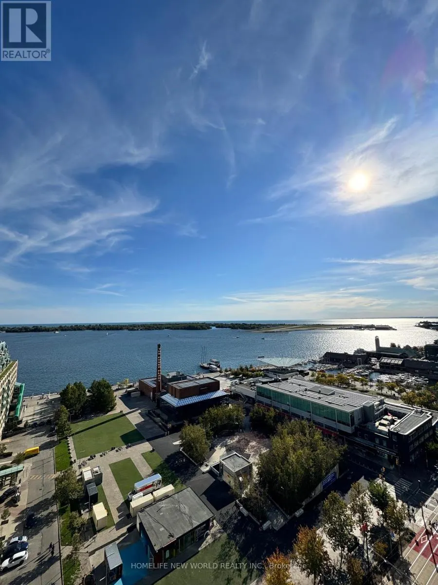 2008 - 208 QUEENS QUAY W
