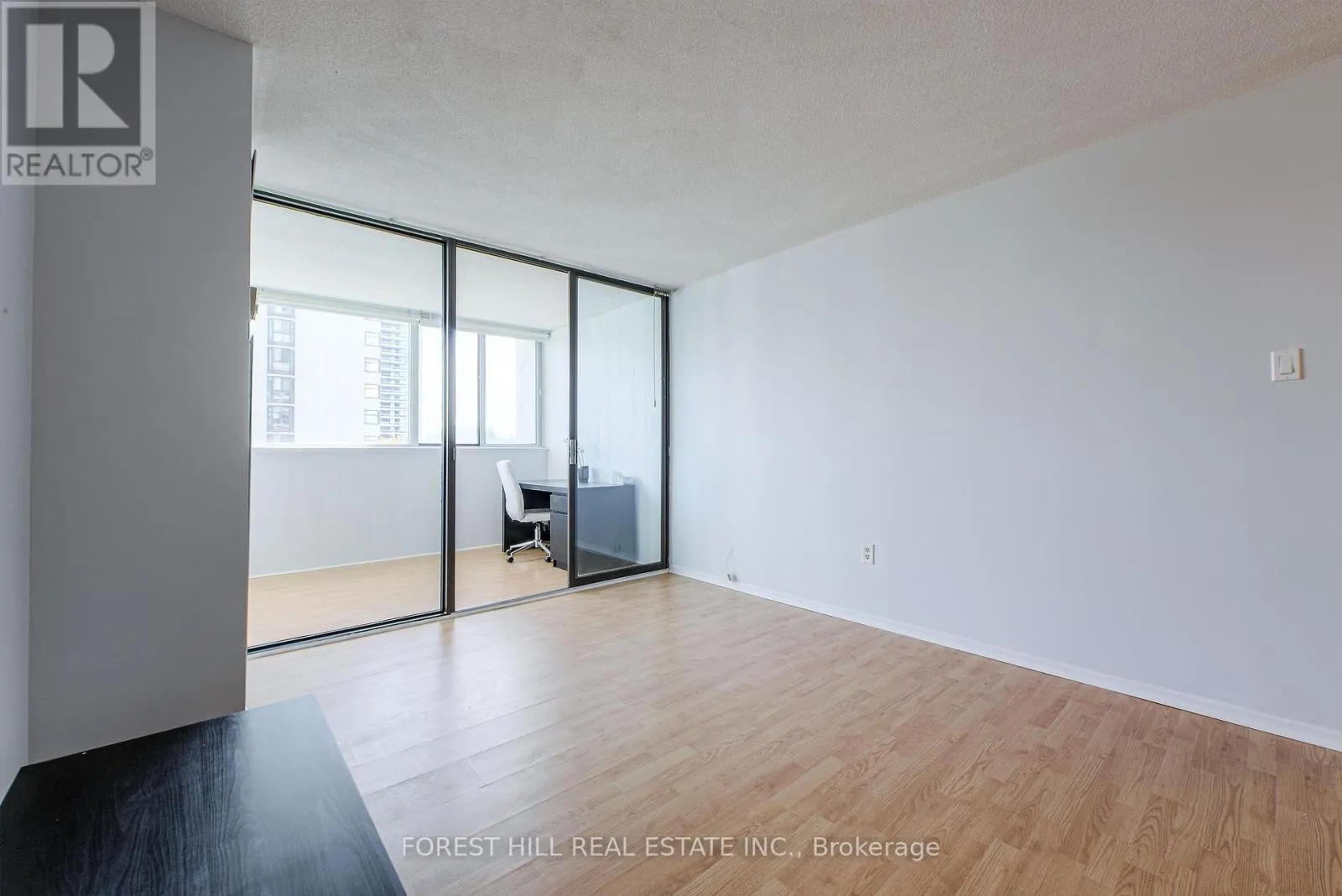504 - 80 ANTIBES DRIVE